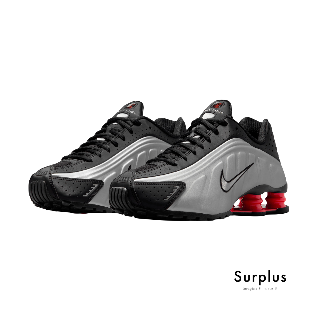 Nike Shox R4 Black /Metallic Silver/Red