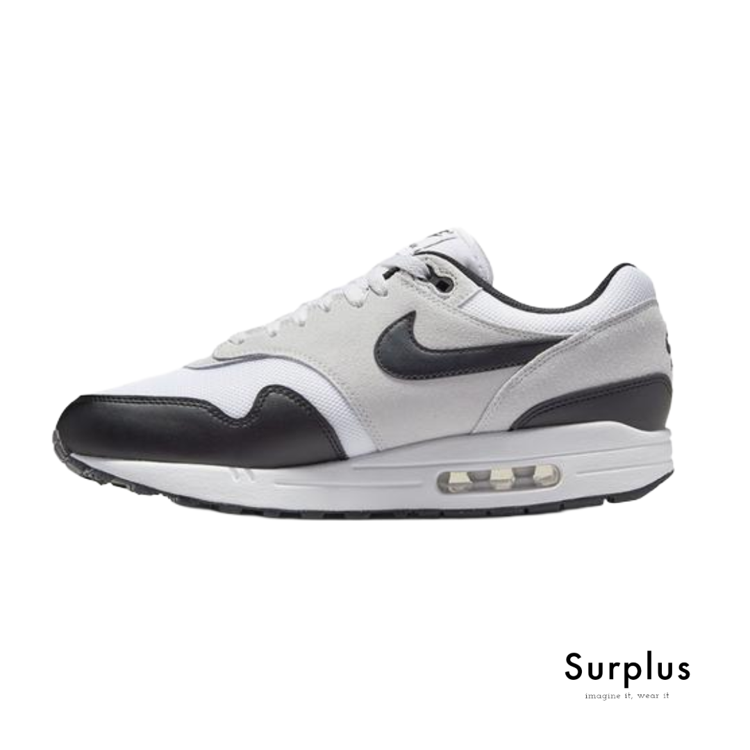 Nike Airmax 1 WMNS Black/ White