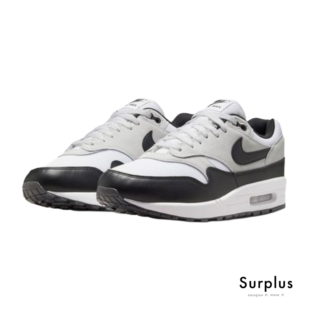 Nike Airmax 1 WMNS Black/ White