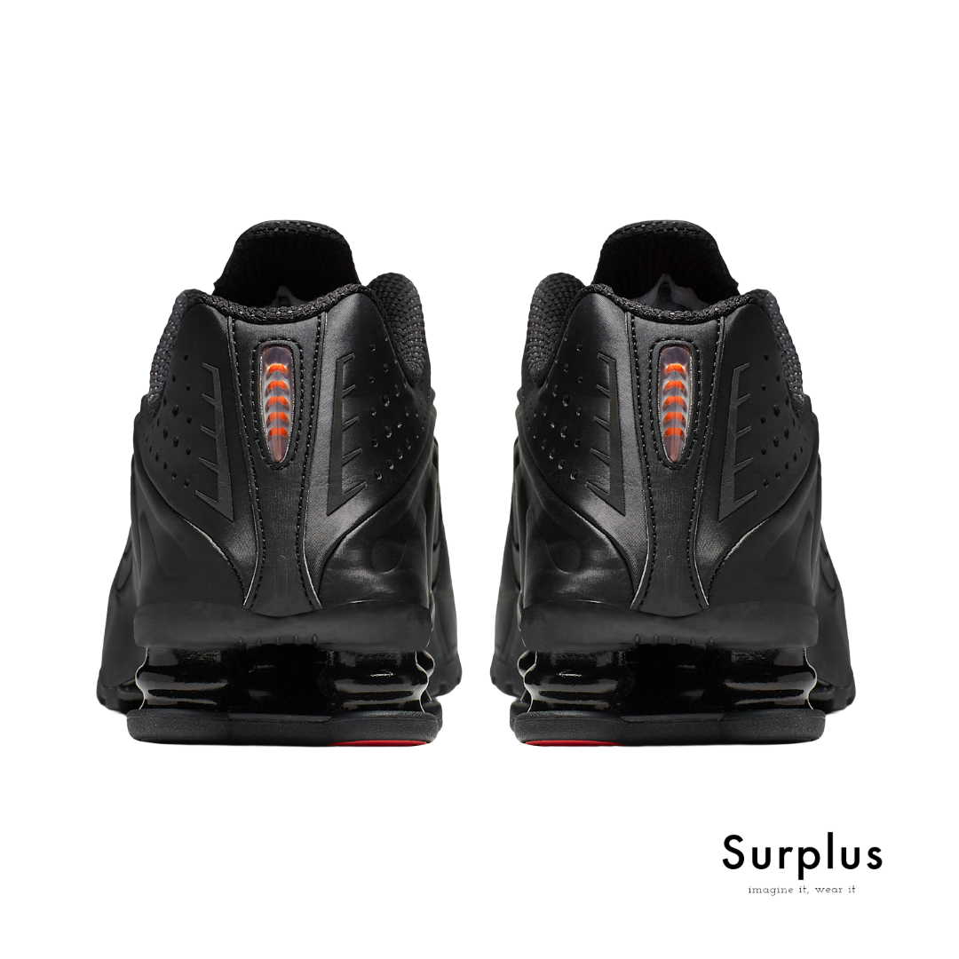 Nike Shox R4 Tripple Black